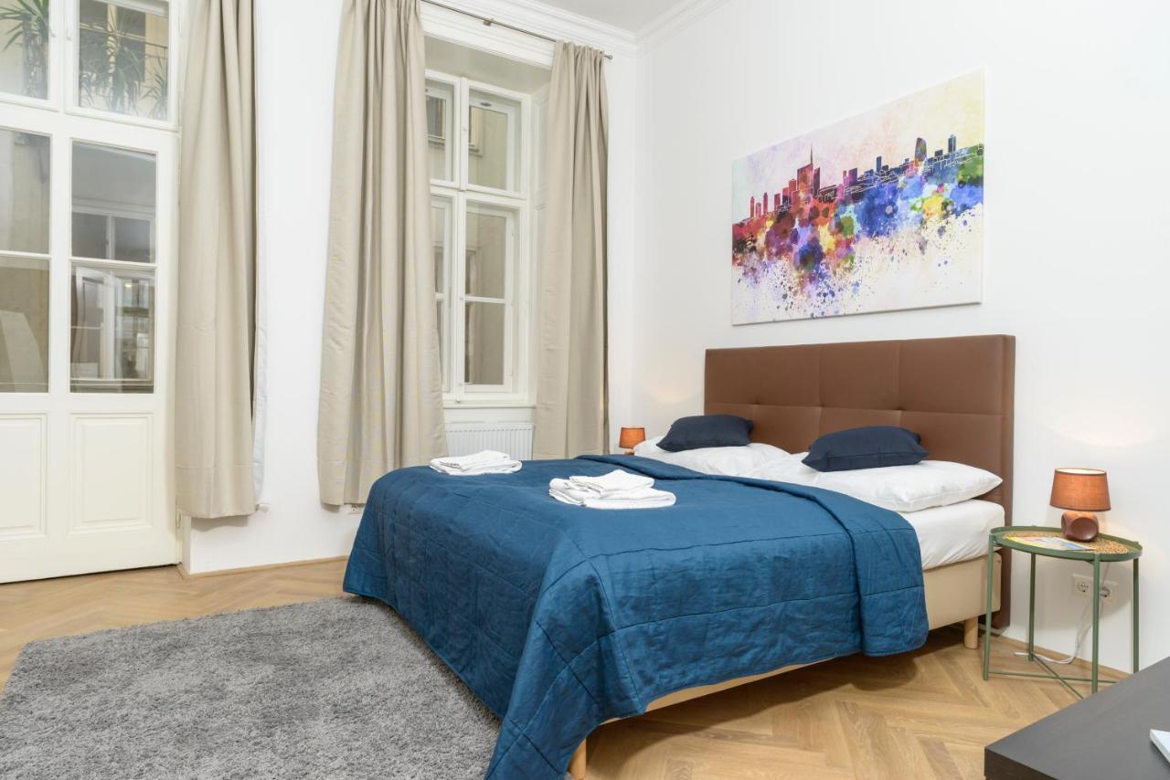 Senator Suite Stephansplatz By Ichbucheat Wenen Buitenkant foto