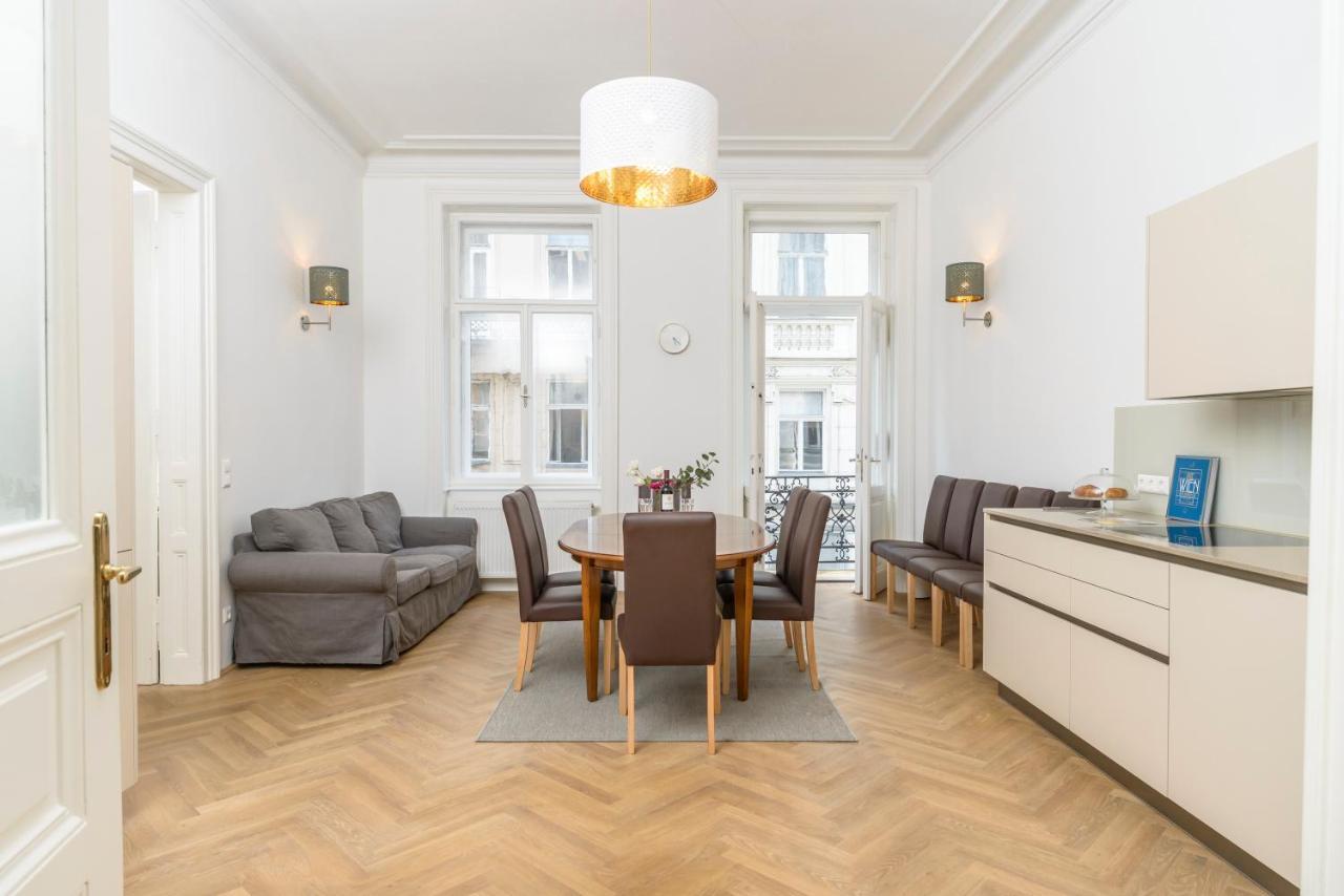 Senator Suite Stephansplatz By Ichbucheat Wenen Buitenkant foto