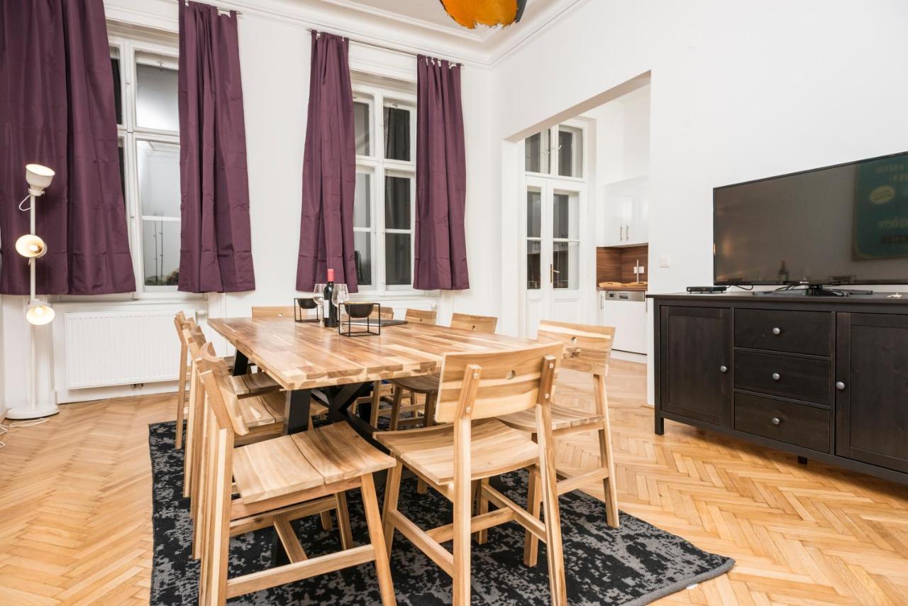 Senator Suite Stephansplatz By Ichbucheat Wenen Buitenkant foto