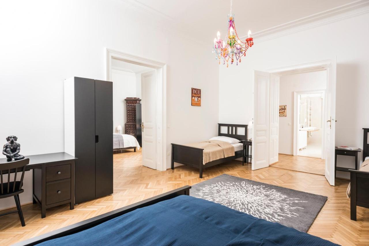 Senator Suite Stephansplatz By Ichbucheat Wenen Buitenkant foto